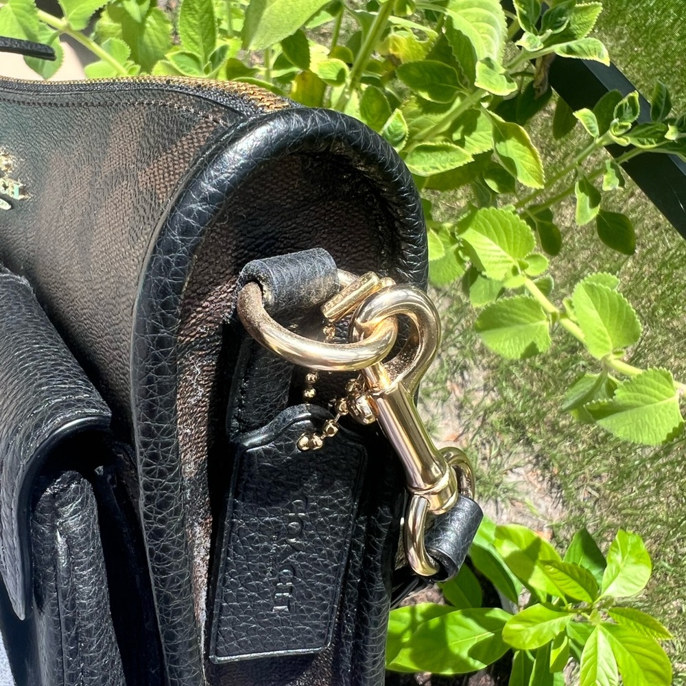 Coach Pennie Cross Body - Picture 7 of 7